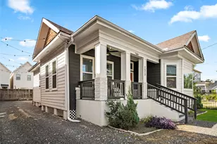 1513 E Gentry St, Houston, TX 77009 - Photo 1