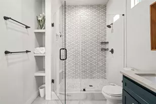 1513 E Gentry St, Houston, TX 77009 - Photo 11