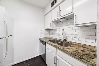 7575 Katy Freeway #103, Houston, TX 77024 - Photo 7