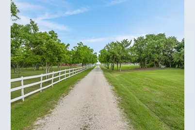 8226 Fm 2354, Beach City, TX 77523 - Photo 3