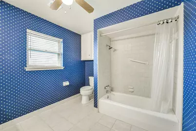 1423 Ash Meadow Drive, Houston, TX 77090 - Photo 31