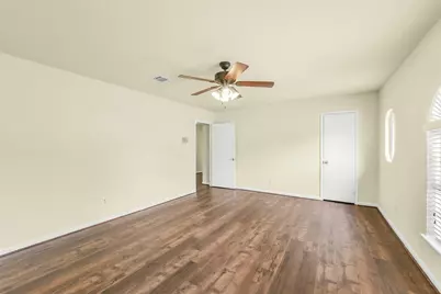 1423 Ash Meadow Drive, Houston, TX 77090 - Photo 29