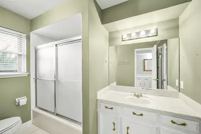 1423 Ash Meadow Drive, Houston, TX 77090 - Photo 9