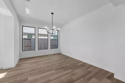 228 Silver Sage Court, Conroe, TX 77304 - Photo 9