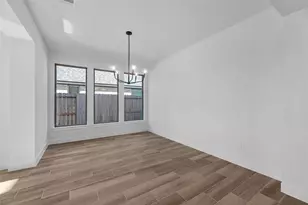 228 Silver Sage Ct, Conroe, TX 77304 - Photo 9