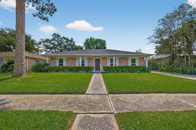 9327 Meadowcroft Drive, Houston, TX 77063 - Photo 3