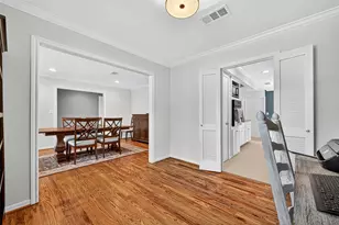 9327 Meadowcroft Dr, Houston, TX 77063 - Photo 11