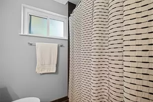 9327 Meadowcroft Dr, Houston, TX 77063 - Photo 37