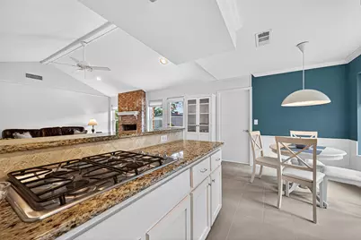 9327 Meadowcroft Drive, Houston, TX 77063 - Photo 19