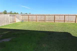 24438 Elmwood Falls Dr, Spring, TX 77373 - Photo 13