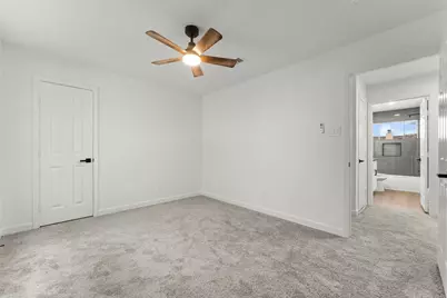 13706 Sablesprings Lane, Houston, TX 77014 - Photo 43