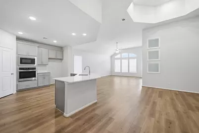 12031 Crooked Creek Lane, Santa Fe, TX 77510 - Photo 11