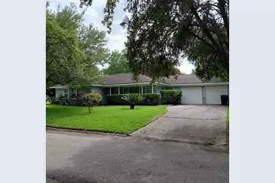 8106 Lorrie Drive, Houston, TX 77025 - Photo 1