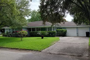 8106 Lorrie Dr, Houston, TX 77025 - Photo 1