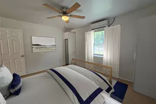 305 Miles Rd, Bacliff, TX 77518 - Photo 7