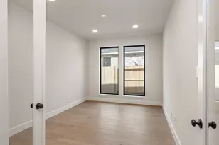 31126 Peony Pl Dr, Fulshear, TX 77441 - Photo 5