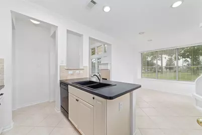 8030 Loyel Pointe Drive, Houston, TX 77064 - Photo 15