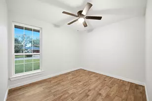 6418 Silver Chalice Dr, Houston, TX 77088 - Photo 25