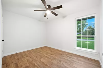 6418 Silver Chalice Drive, Houston, TX 77088 - Photo 23