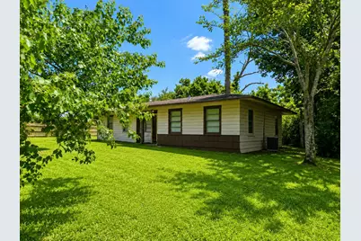 320 Temple Street, Woodville, TX 75979 - Photo 3