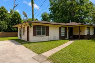 320 Temple Street, Woodville, TX 75979 - Photo 5
