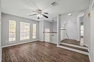 14631 St Cloud Dr, Houston, TX 77062 - Photo 19