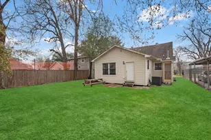 1211 Bigelow St, Houston, TX 77009 - Photo 5