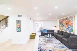 5805 Valley Forge Dr, Houston, TX 77057 - Photo 1