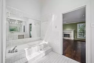 2522 Nantucket Dr, Houston, TX 77057 - Photo 21