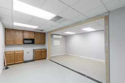 601 N May Street, Madisonville, TX 77864 - Photo 11