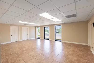 601 N May Street, Madisonville, TX 77864 - Photo 7