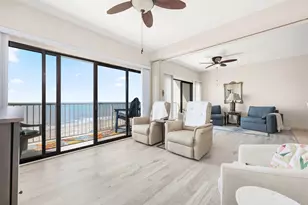 7700 Seawall Blvd, Galveston, TX 77551 - Photo 17