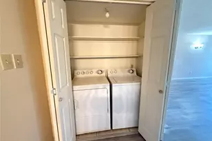 17401 Red Oak Dr, Houston, TX 77090 - Photo 17