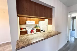 17401 Red Oak Dr, Houston, TX 77090 - Photo 7