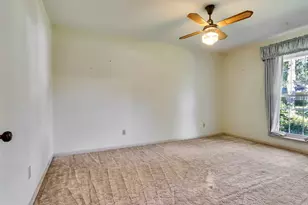 207 Shady Nook Ln, Friendswood, TX 77546 - Photo 17