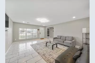 1337 Conrad Sauer Drive, Houston, TX 77043 - Photo 3