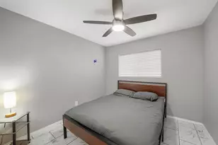 1337 Conrad Sauer Dr, Houston, TX 77043 - Photo 21