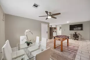 1337 Conrad Sauer Dr, Houston, TX 77043 - Photo 11