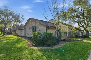 12503 Newbrook Dr, Houston, TX 77072 - Photo 19