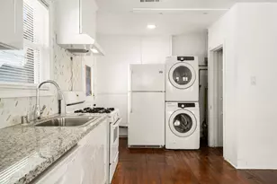 1202 Barkdull St, Houston, TX 77006 - Photo 27