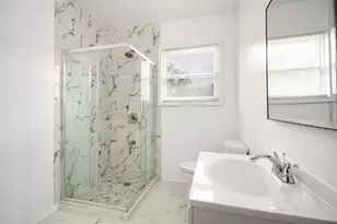 1202 Barkdull St, Houston, TX 77006 - Photo 31