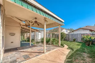 1814 Sonoma Trail Dr, Houston, TX 77049 - Photo 45