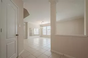 1814 Sonoma Trail Dr, Houston, TX 77049 - Photo 9