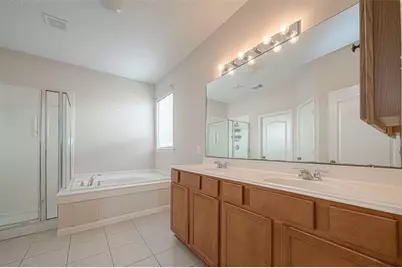 1814 Sonoma Trail Drive, Houston, TX 77049 - Photo 35