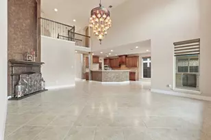 4130 Clover Ridge Ln, Sugar Land, TX 77479 - Photo 9