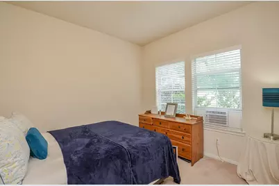 1706 Claremont Garden Circle, Houston, TX 77047 - Photo 15