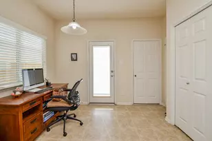 1706 Claremont Garden Cir, Houston, TX 77047 - Photo 11