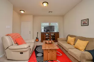 1706 Claremont Garden Cir, Houston, TX 77047 - Photo 3