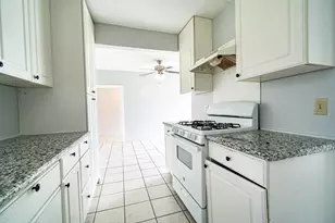 6417 Rolla St, Houston, TX 77055 - Photo 7