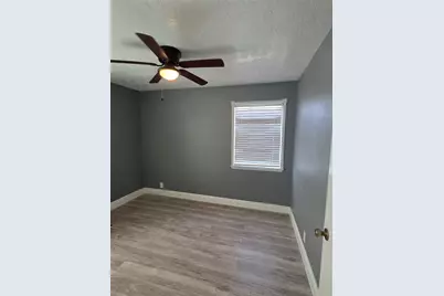 9330 Chesterfield Drive, Houston, TX 77051 - Photo 5